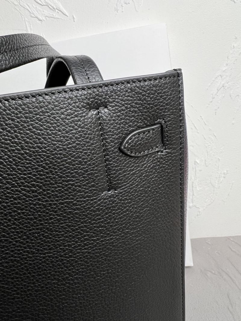 Ce1i*e cabas bags